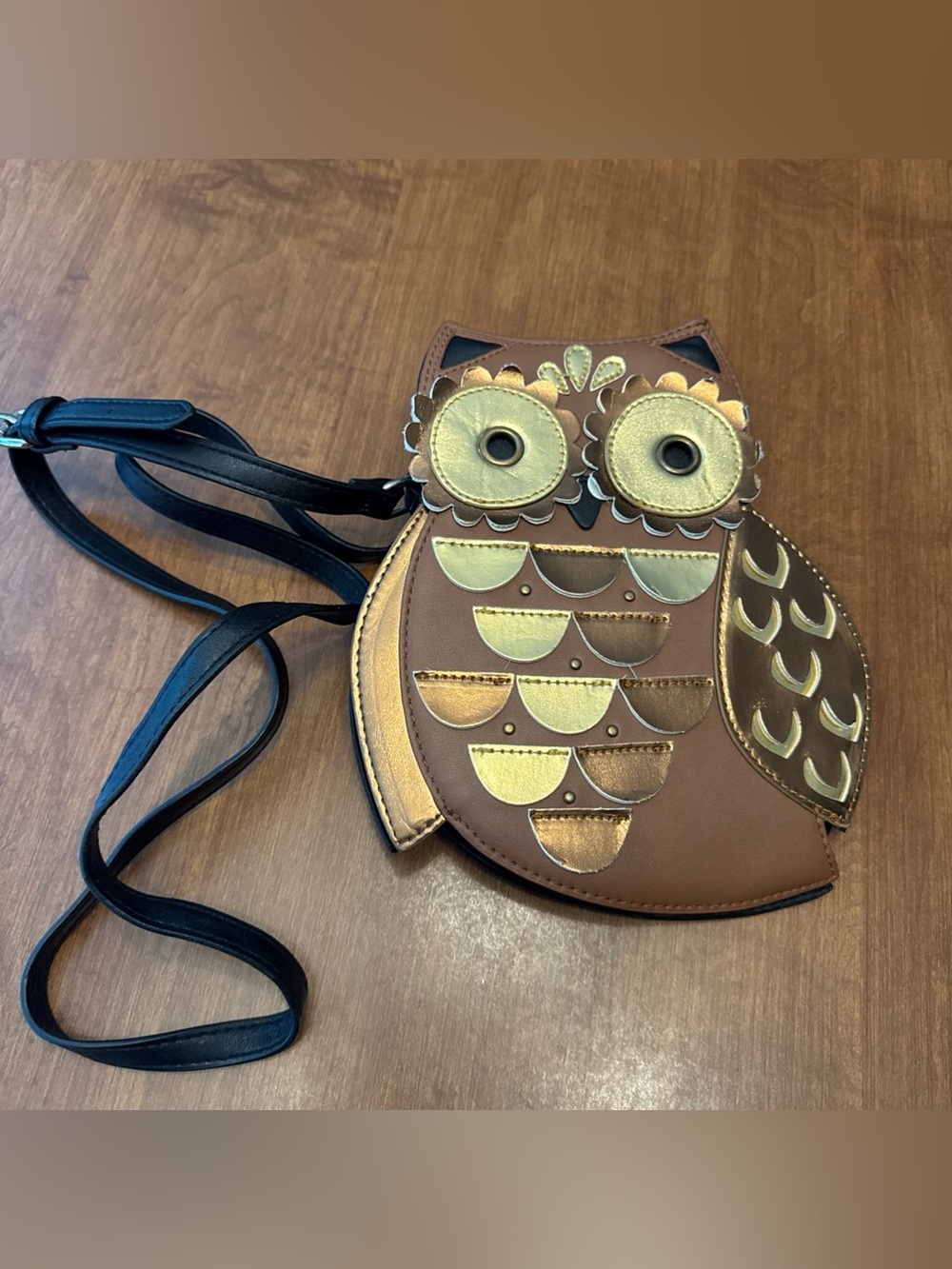 Lily Bloom Brown Owl Crossbody Bag with Gold Accents